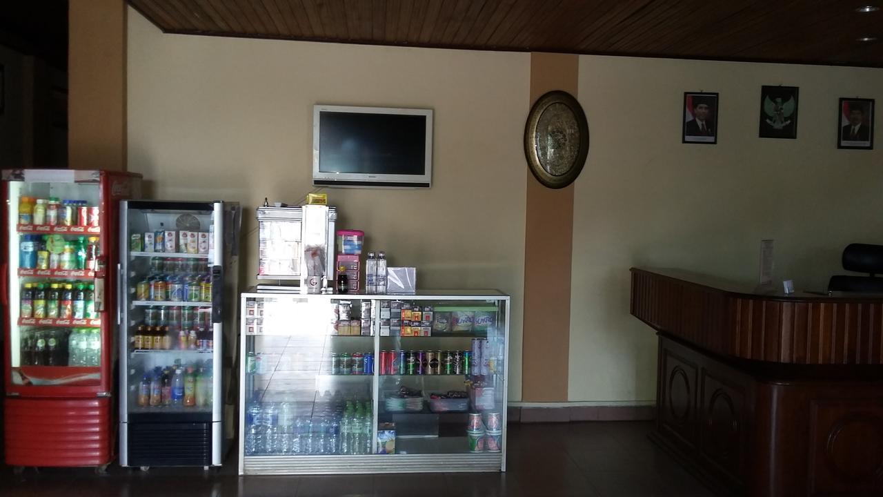 Hotel Ar - Riyadh Kualatungkal Ngoại thất bức ảnh